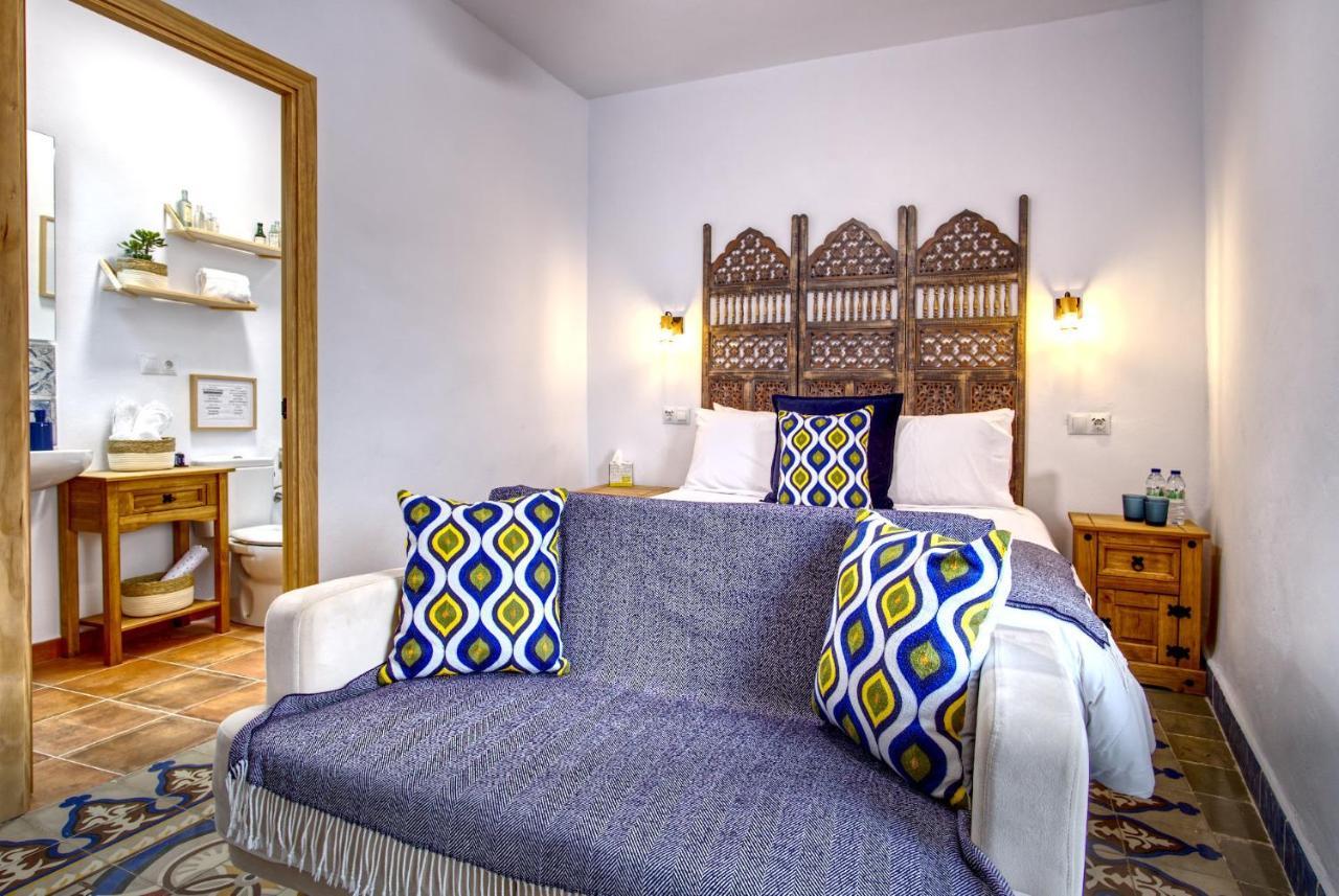 La Vieja Botica Bed & Breakfast Canillas de Aceituno Eksteriør bilde