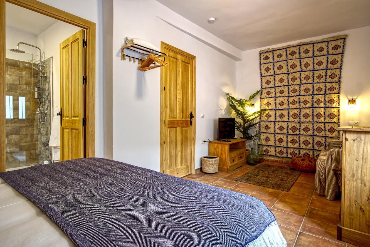 La Vieja Botica Bed & Breakfast Canillas de Aceituno Eksteriør bilde