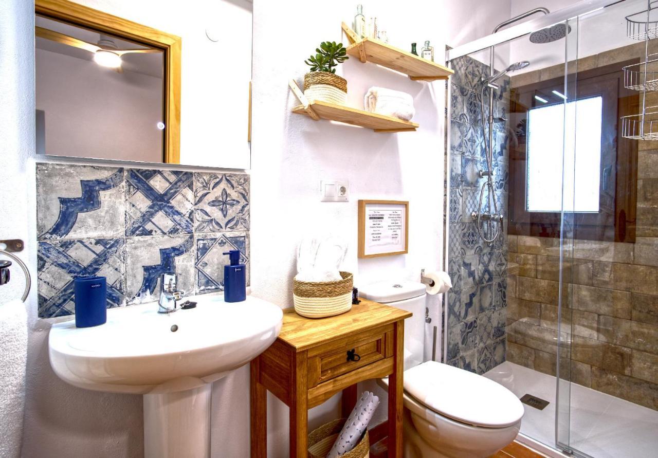 La Vieja Botica Bed & Breakfast Canillas de Aceituno Eksteriør bilde