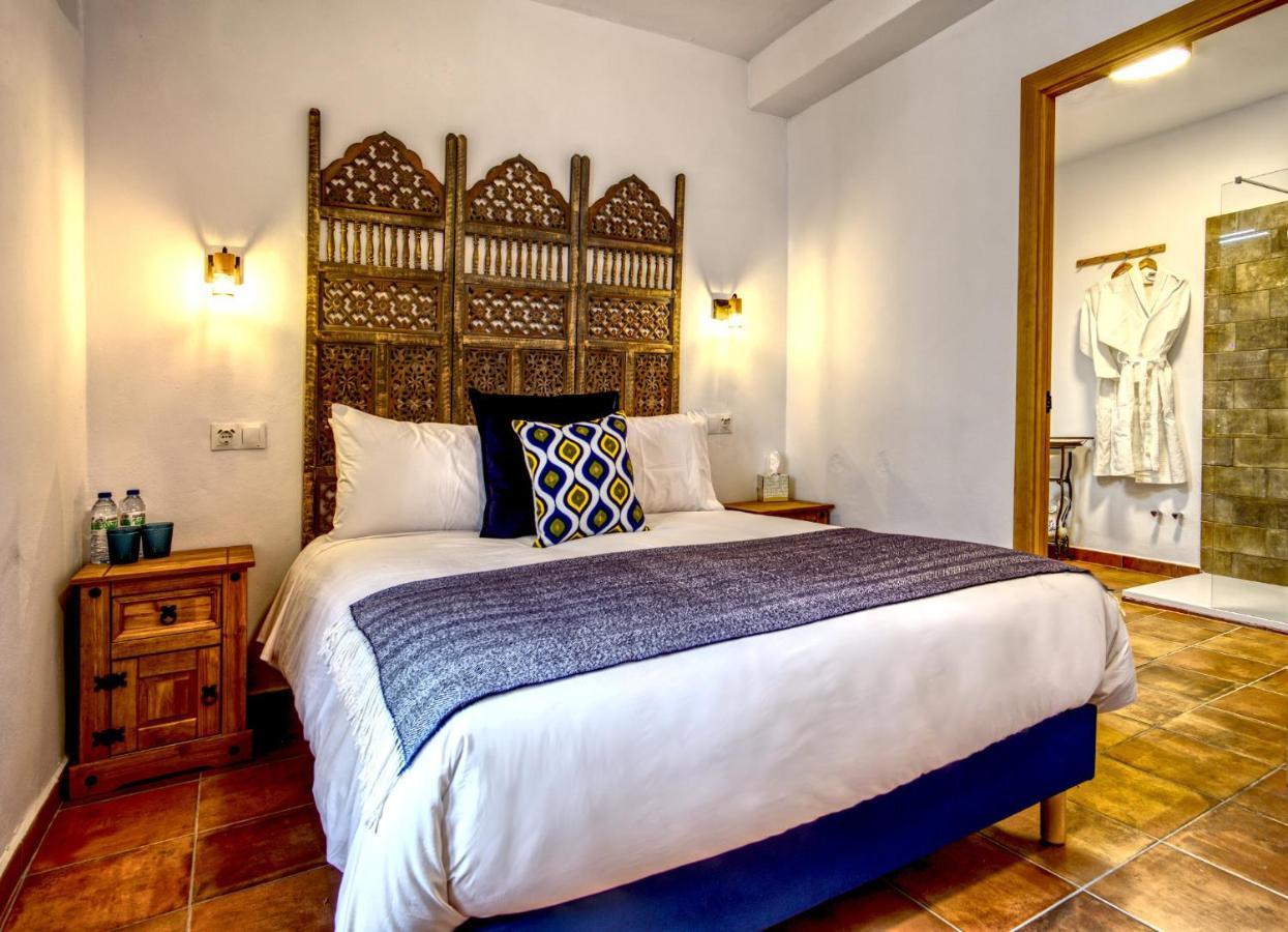 La Vieja Botica Bed & Breakfast Canillas de Aceituno Eksteriør bilde