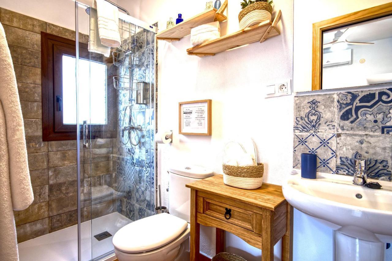 La Vieja Botica Bed & Breakfast Canillas de Aceituno Eksteriør bilde